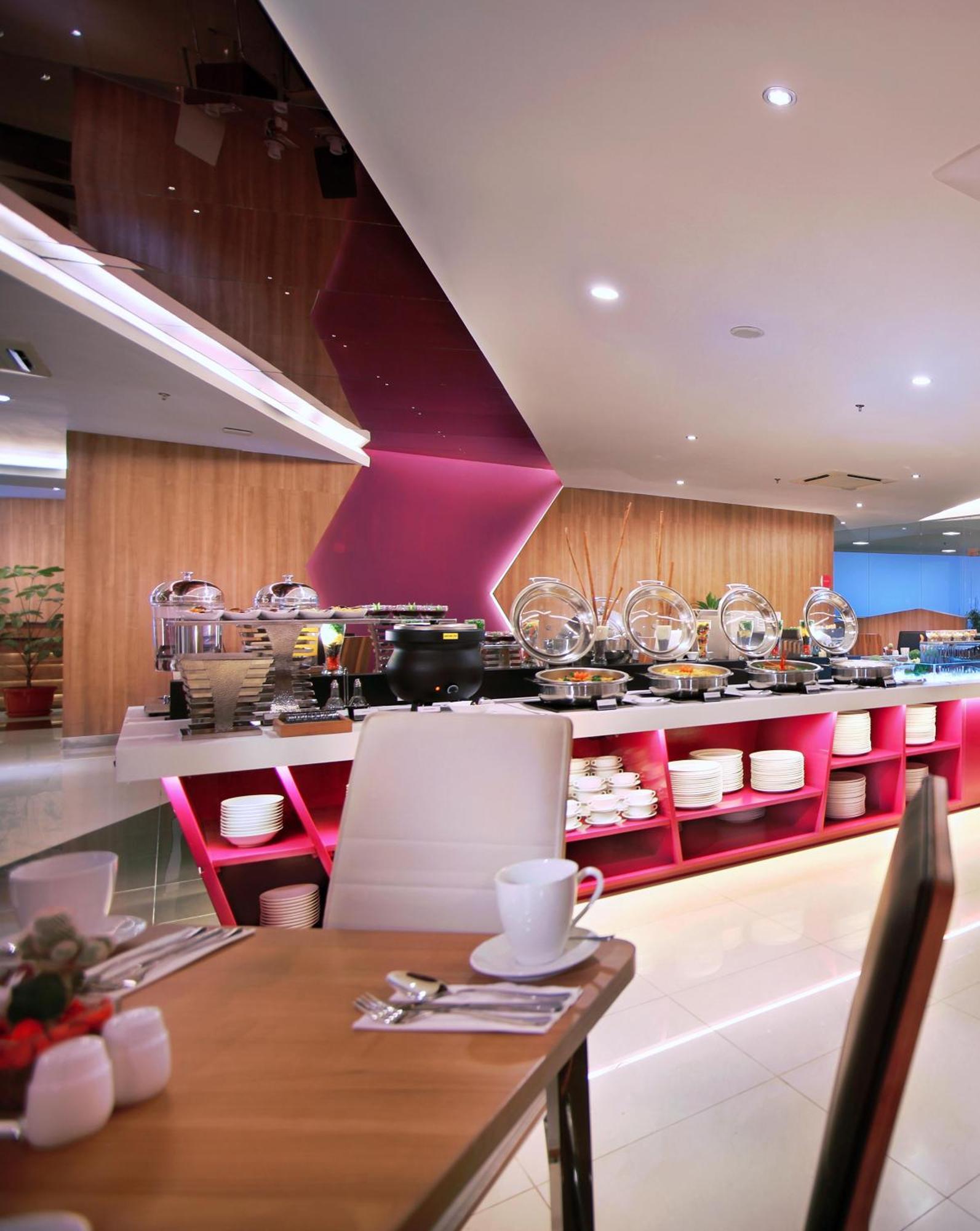 Favehotel Ltc Glodok Dżakarta Zewnętrze zdjęcie